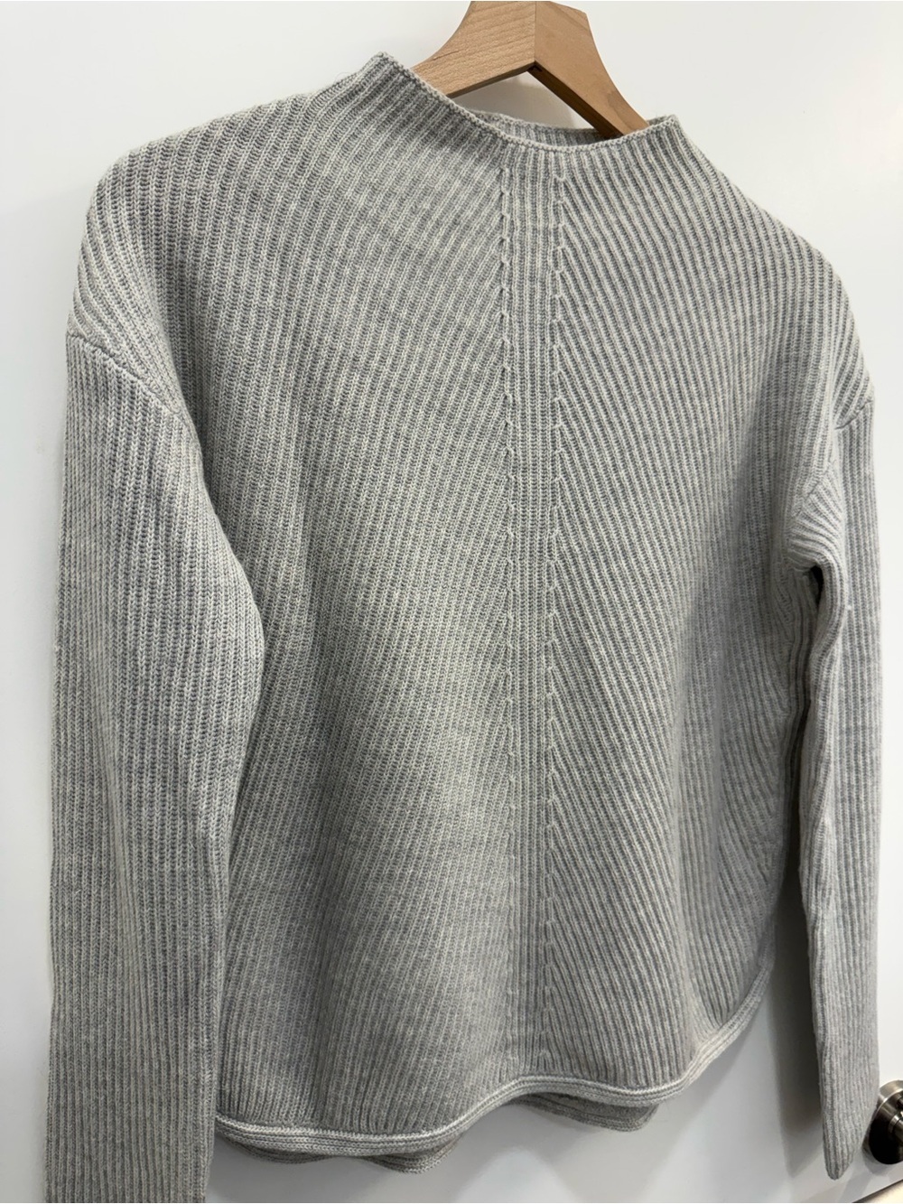 Aritzia Babaton Chalmers Sweater Mock-neck gray Size small soft wool linen blend - Picture 8 of 12